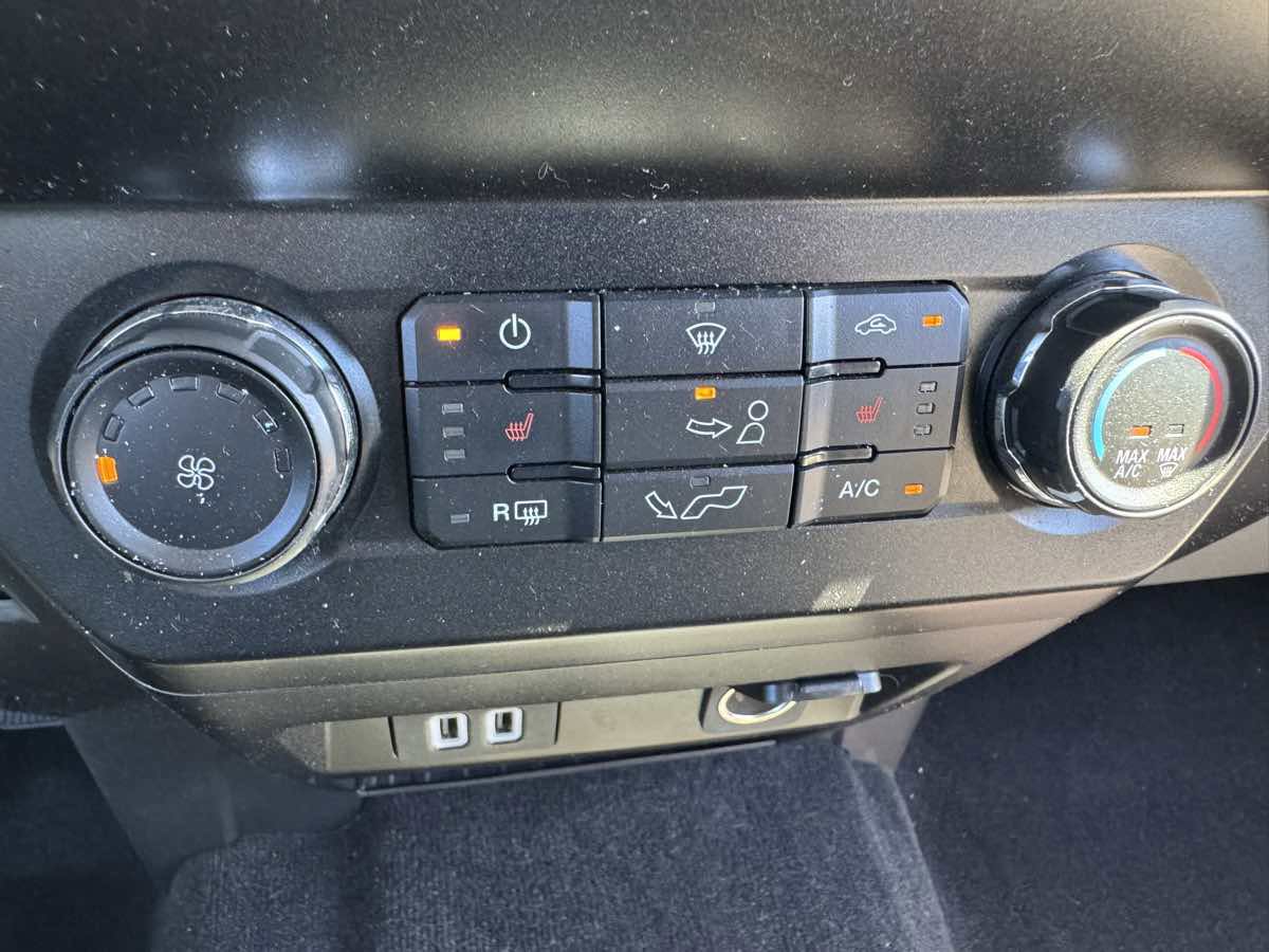 Used 2019 Ford F150 XLT w/ Equipment Group 302A Luxury image 34