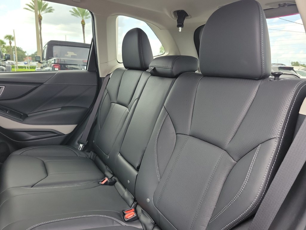 Used 2024 Subaru Forester Limited AWD/4WD image 11
