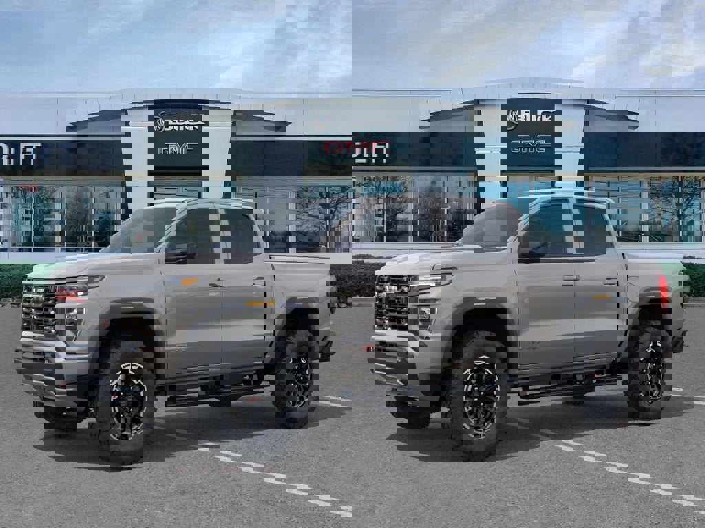 New 2026 GMC Canyon AT4 w/ AT4 Premium Package image 2