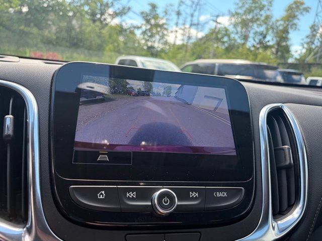 Used 2023 Chevrolet Equinox Premier AWD/4WD image 23