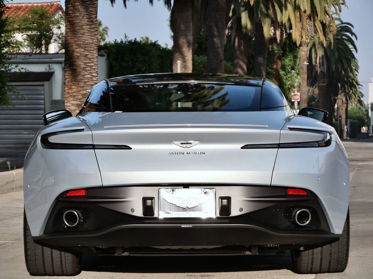 Used 2018 Aston Martin DB11 V12 image 8