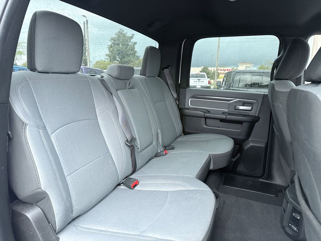Used 2023 RAM 2500 Big Horn w/ Level 1 Equipment Group AWD/4WD image 21