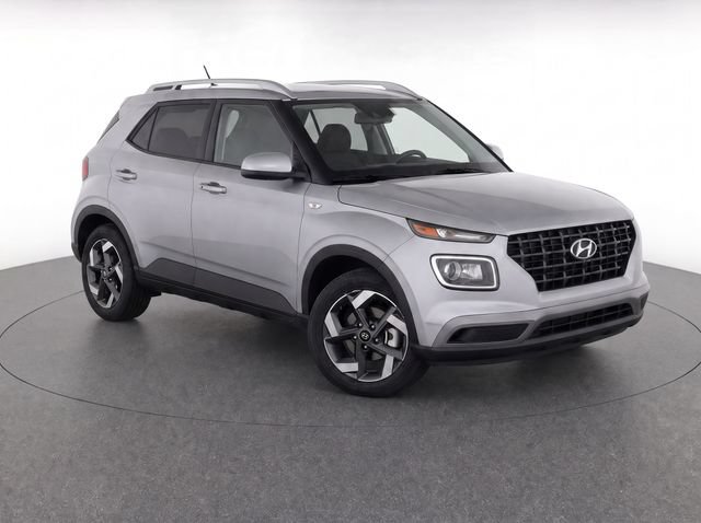 Used 2025 Hyundai Venue SEL FWD image 1