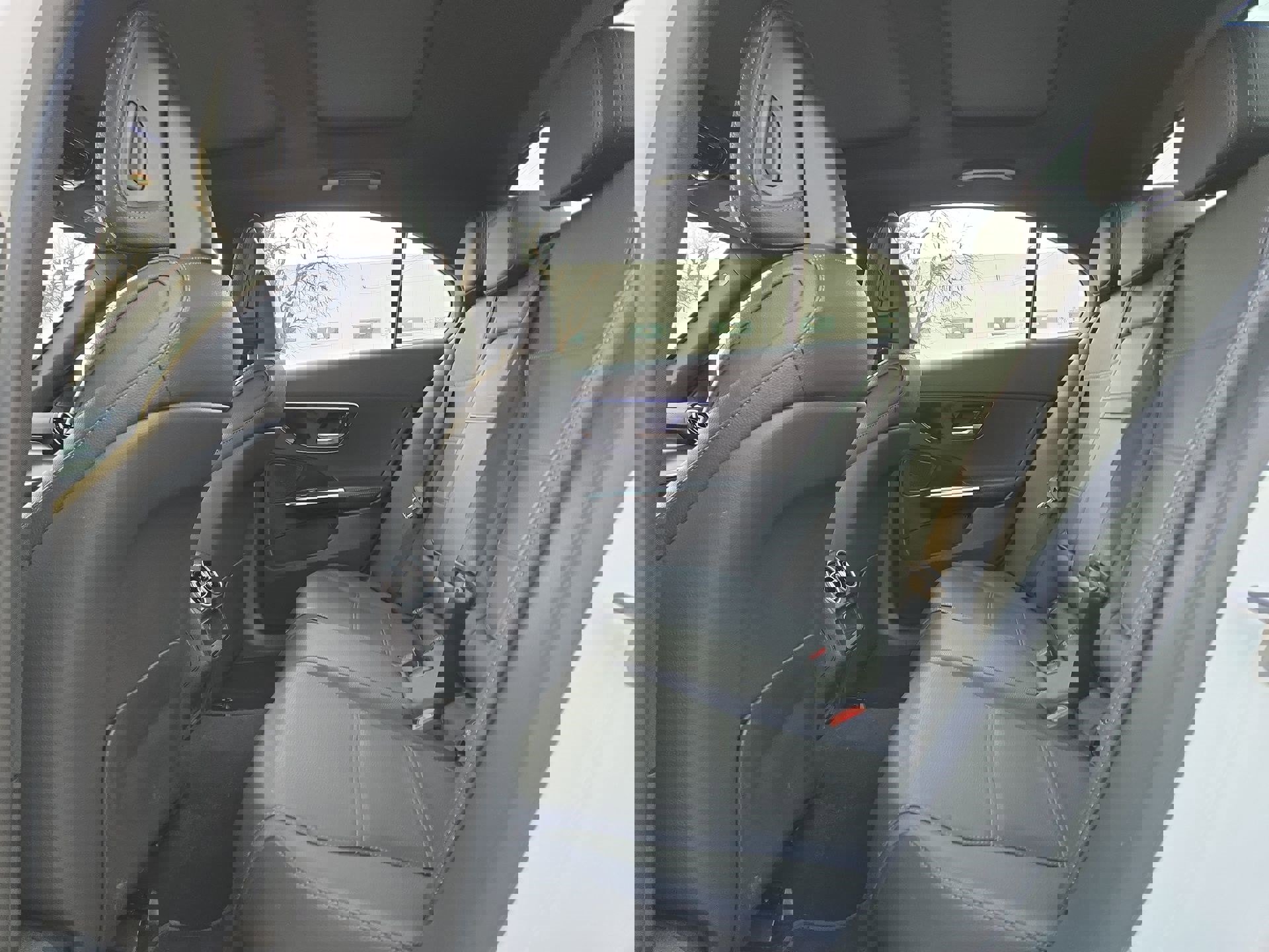 Used 2024 Mercedes-Benz C 300 4MATIC Sedan image 13