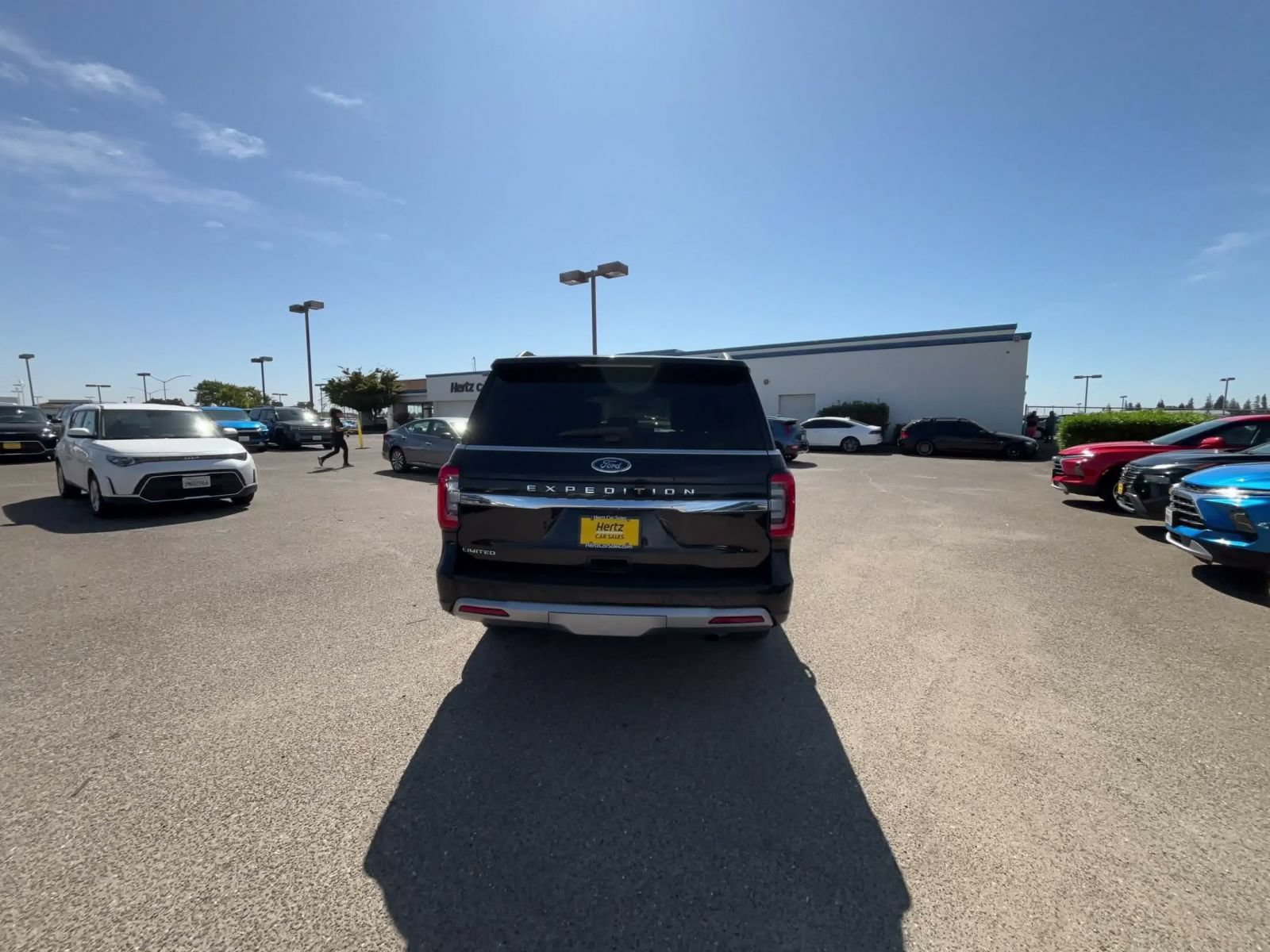 Used 2024 Ford Expedition Limited AWD/4WD image 12