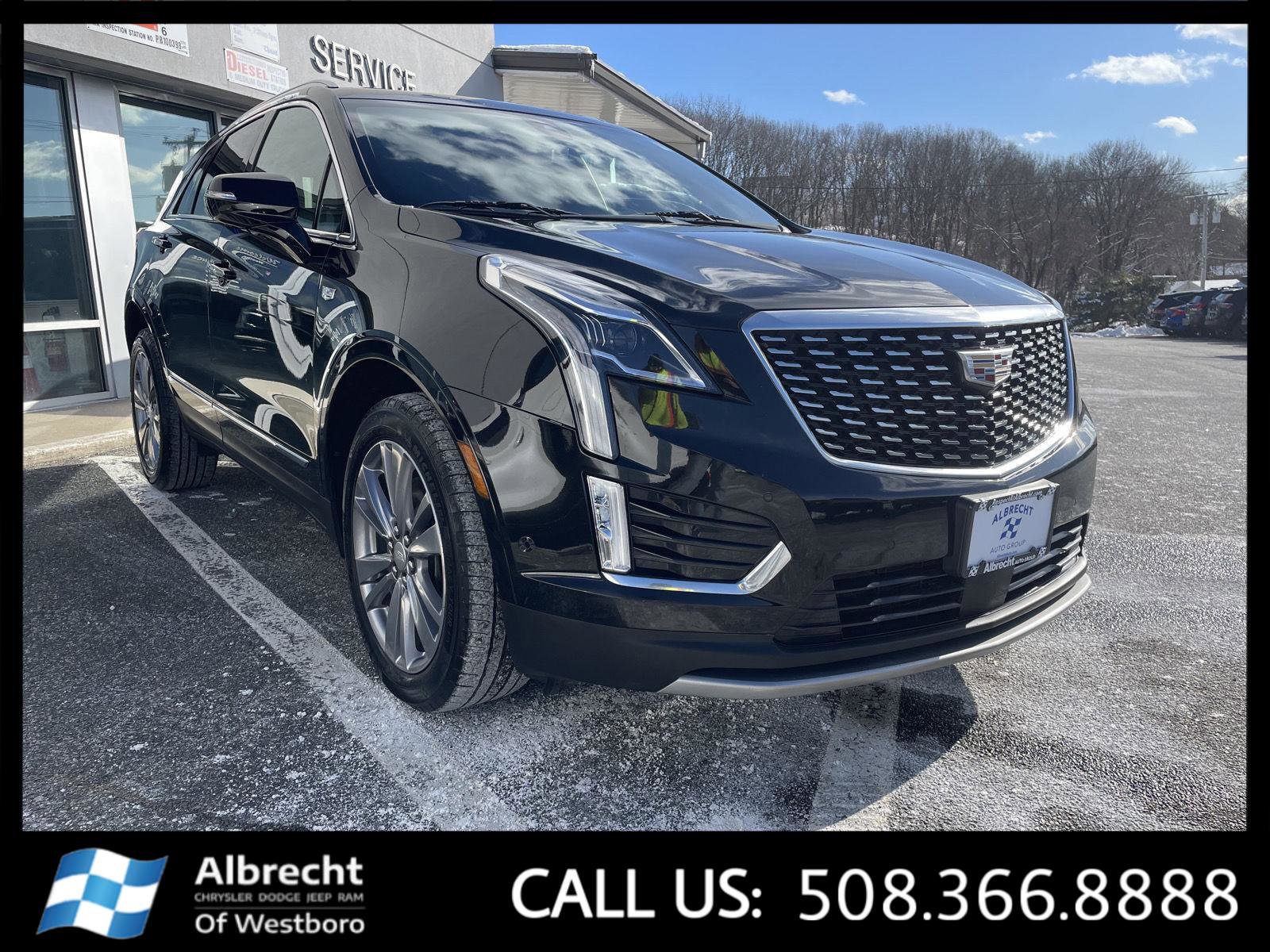 Used 2024 Cadillac XT5 Premium Luxury w/ Technology Package image 7