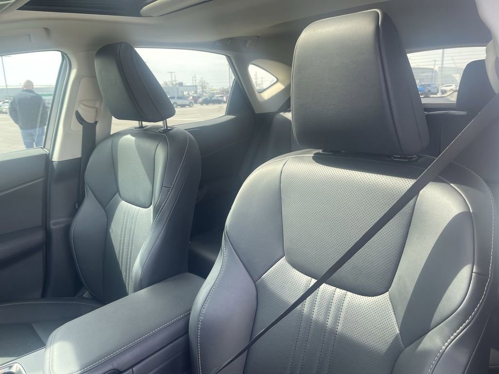 Used 2025 Lexus NX 250 FWD w/ Accessory Package (Z2) image 16