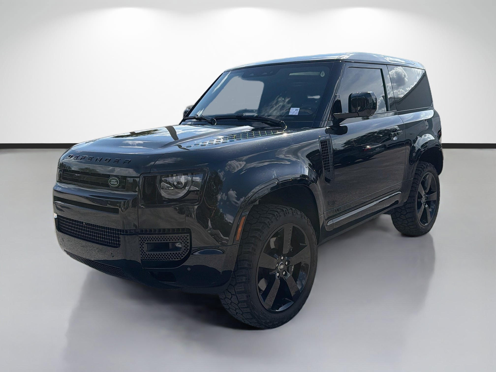 Used 2024 Land Rover Defender 90 V8 AWD/4WD image 7