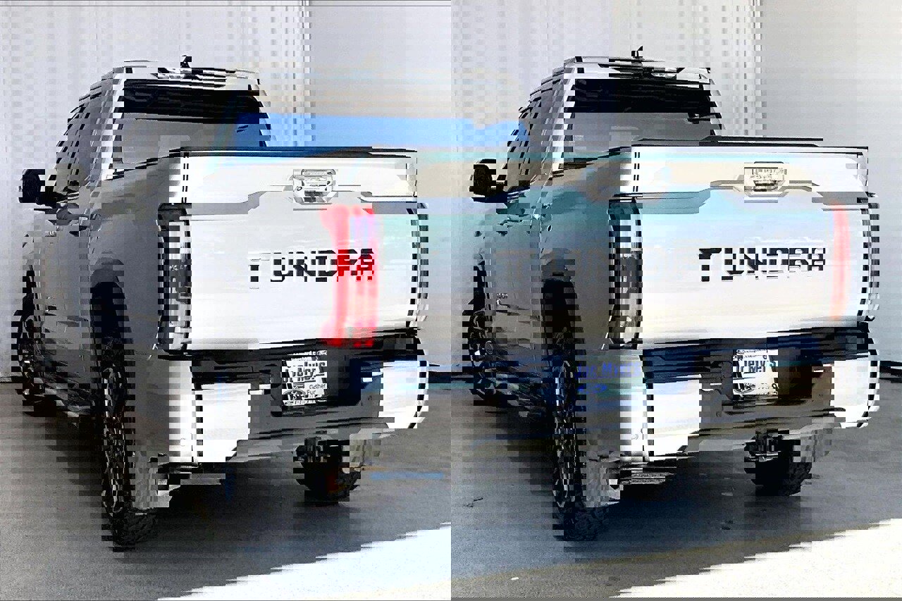 Used 2023 Toyota Tundra Limited image 10