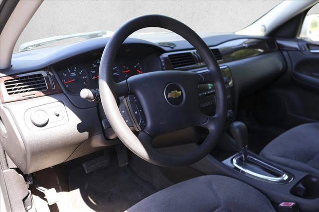 Used 2014 Chevrolet Impala Limited LS FWD image 12