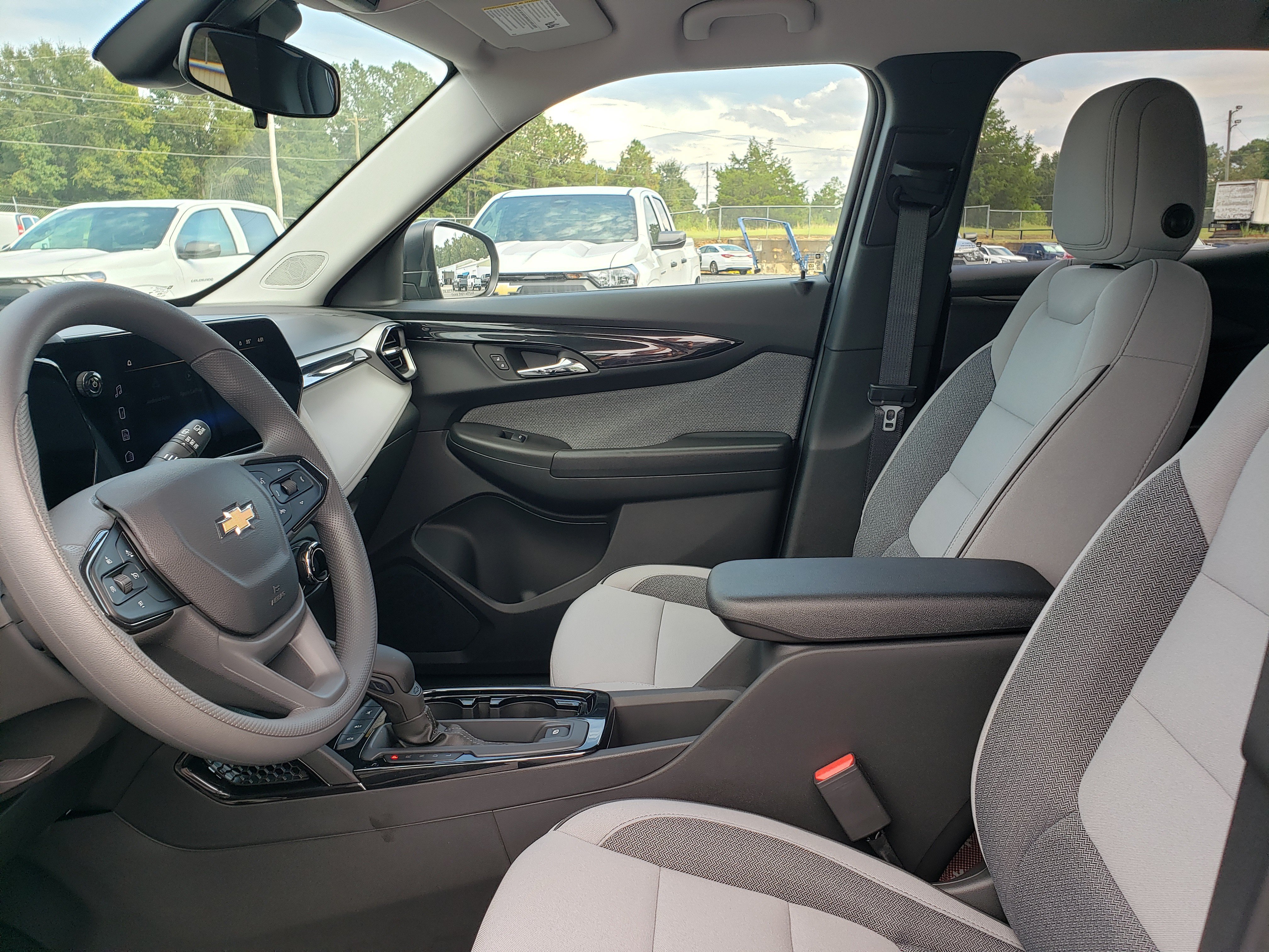 New 2026 Chevrolet TrailBlazer LS w/ LS Convenience Package FWD image 27