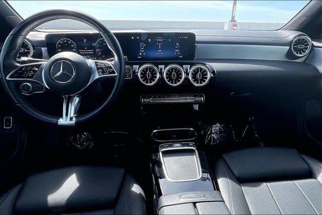 Used 2025 Mercedes-Benz CLA 250 CLA 250 image 19