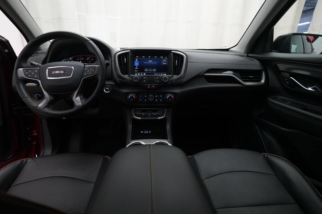 Used 2024 GMC Terrain AT4 AWD/4WD image 5