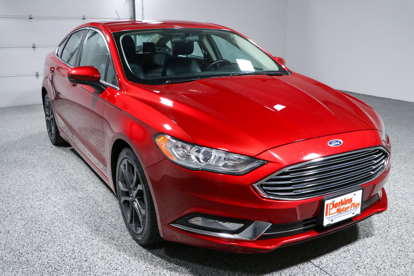Used 2018 Ford Fusion SE w/ Equipment Group 201A FWD image 5