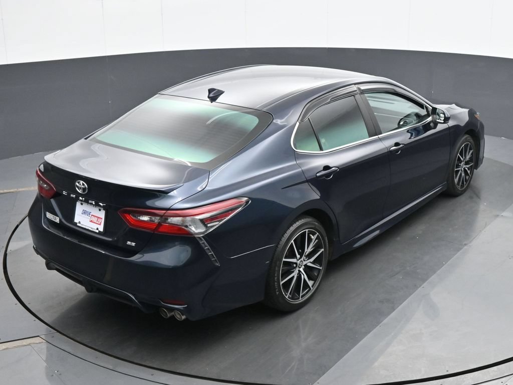 Used 2021 Toyota Camry SE FWD image 21