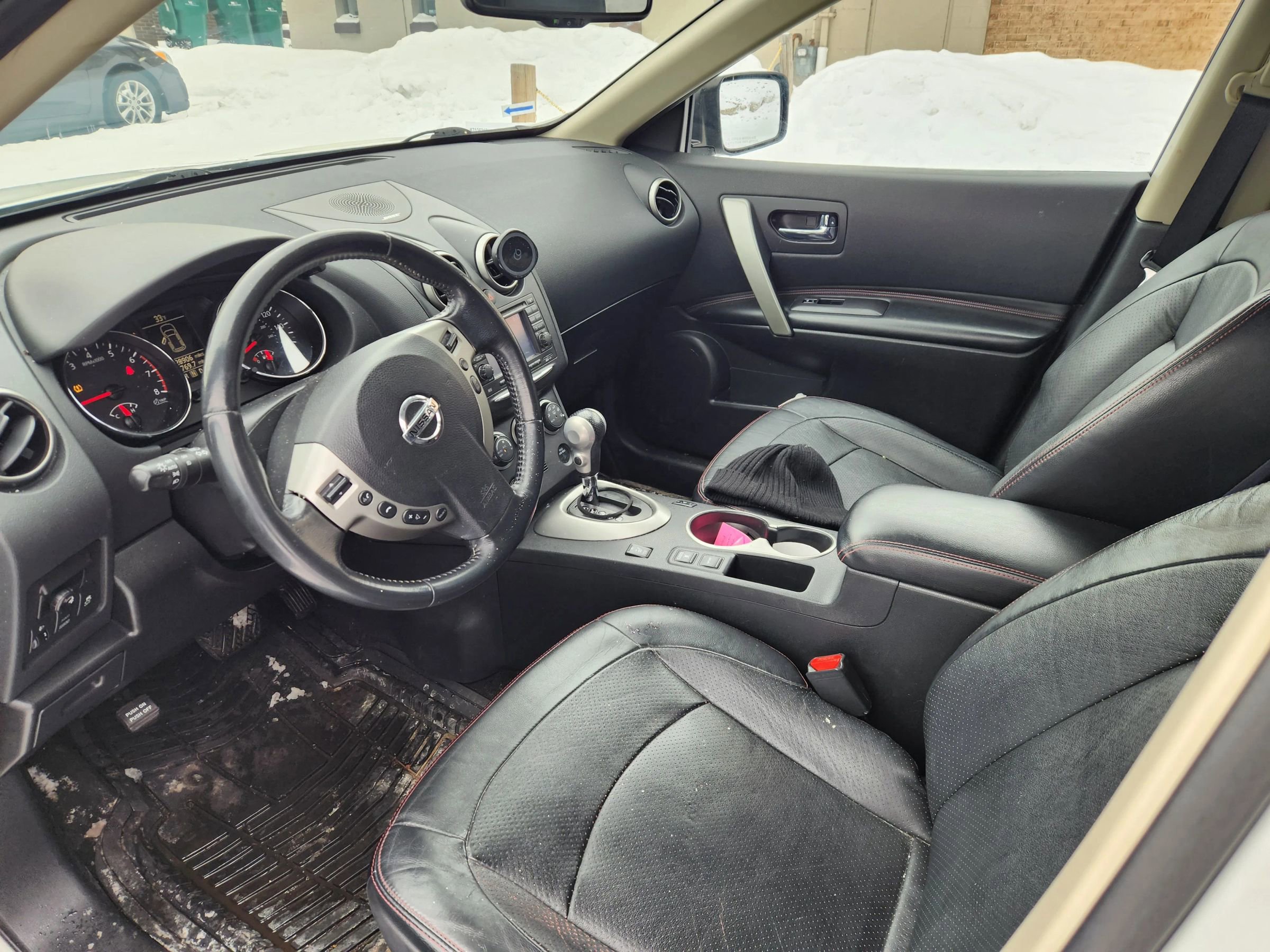 Used 2012 Nissan Rogue SL image 15