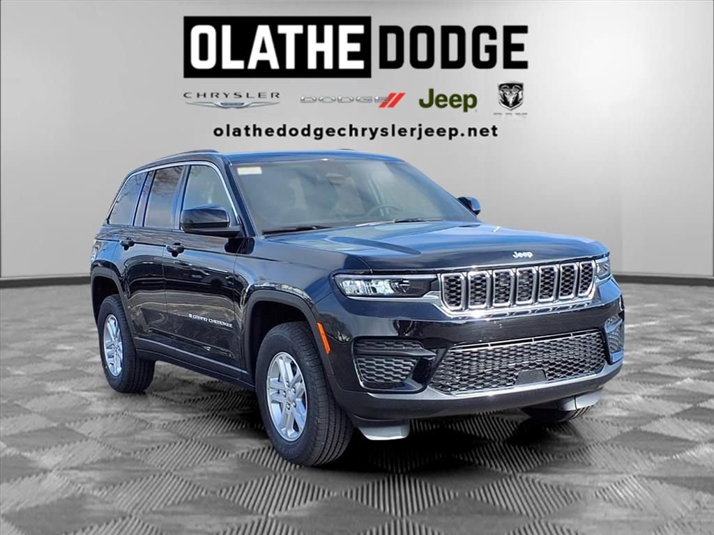 New 2025 Jeep Grand Cherokee Laredo AWD/4WD image 26