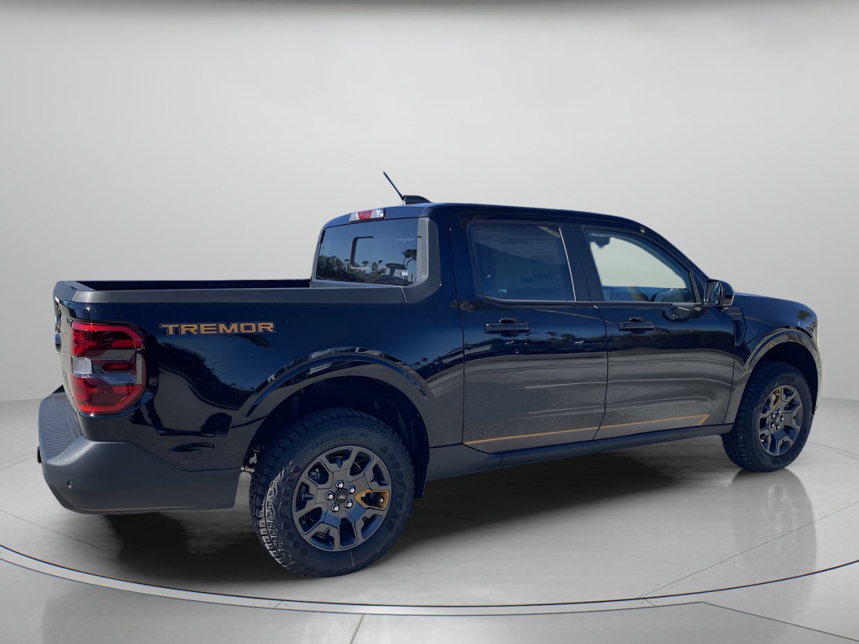 Used 2026 Ford Maverick Tremor AWD/4WD image 3