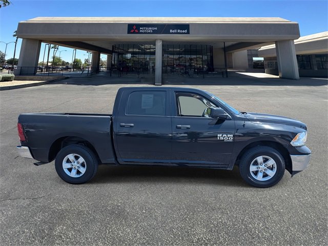 Used 2022 RAM 1500 Classic SLT image 7