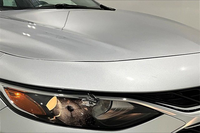 Used 2020 Chevrolet Malibu LT image 32