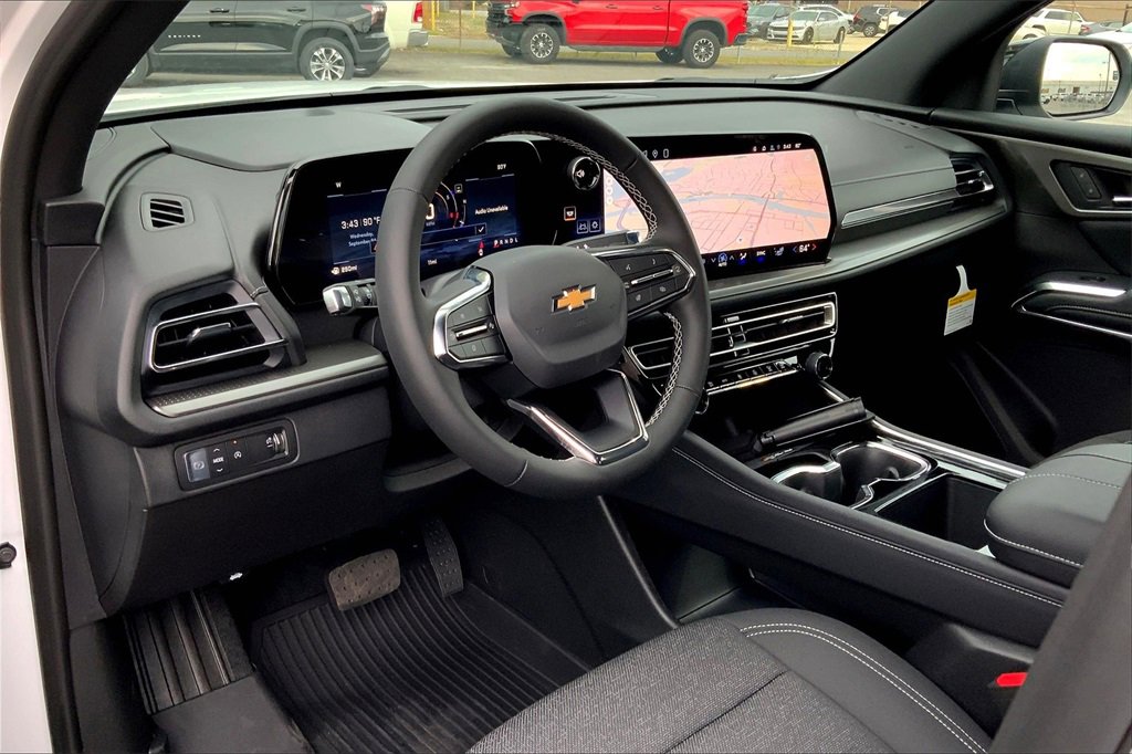 New 2026 Chevrolet Traverse LT w/ Driver Confidence Package image 7