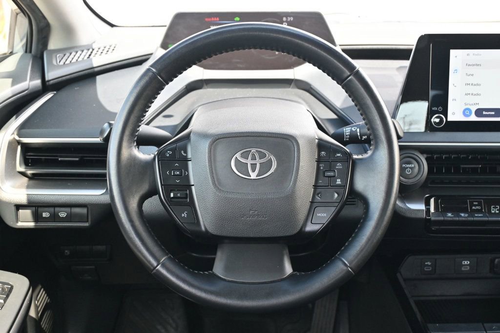 Used 2023 Toyota Prius LE image 10