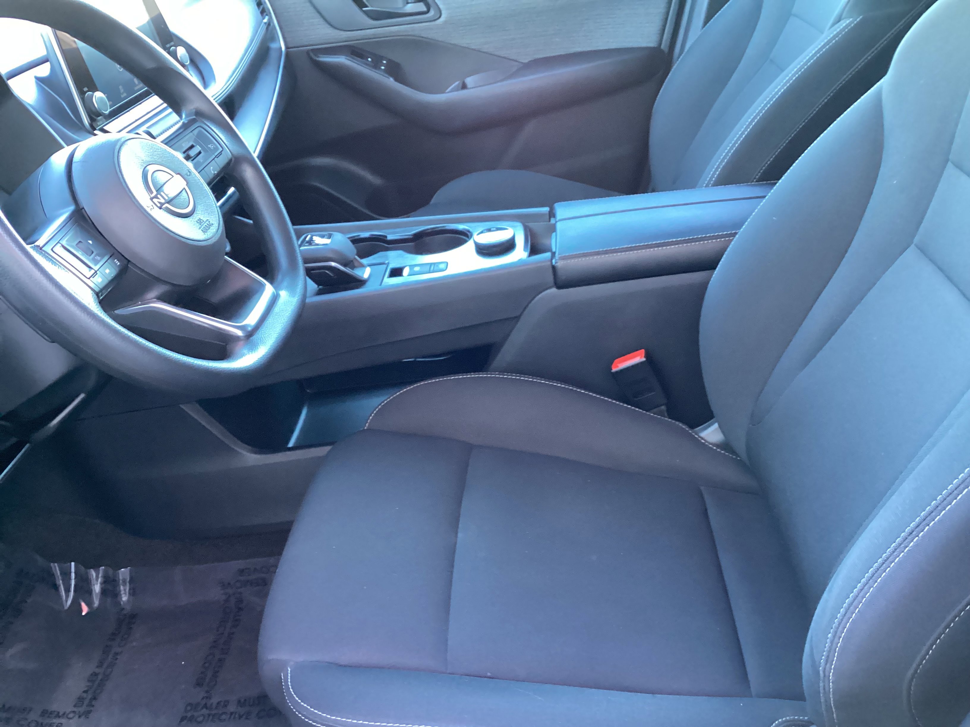 Used 2023 Nissan Rogue S image 24