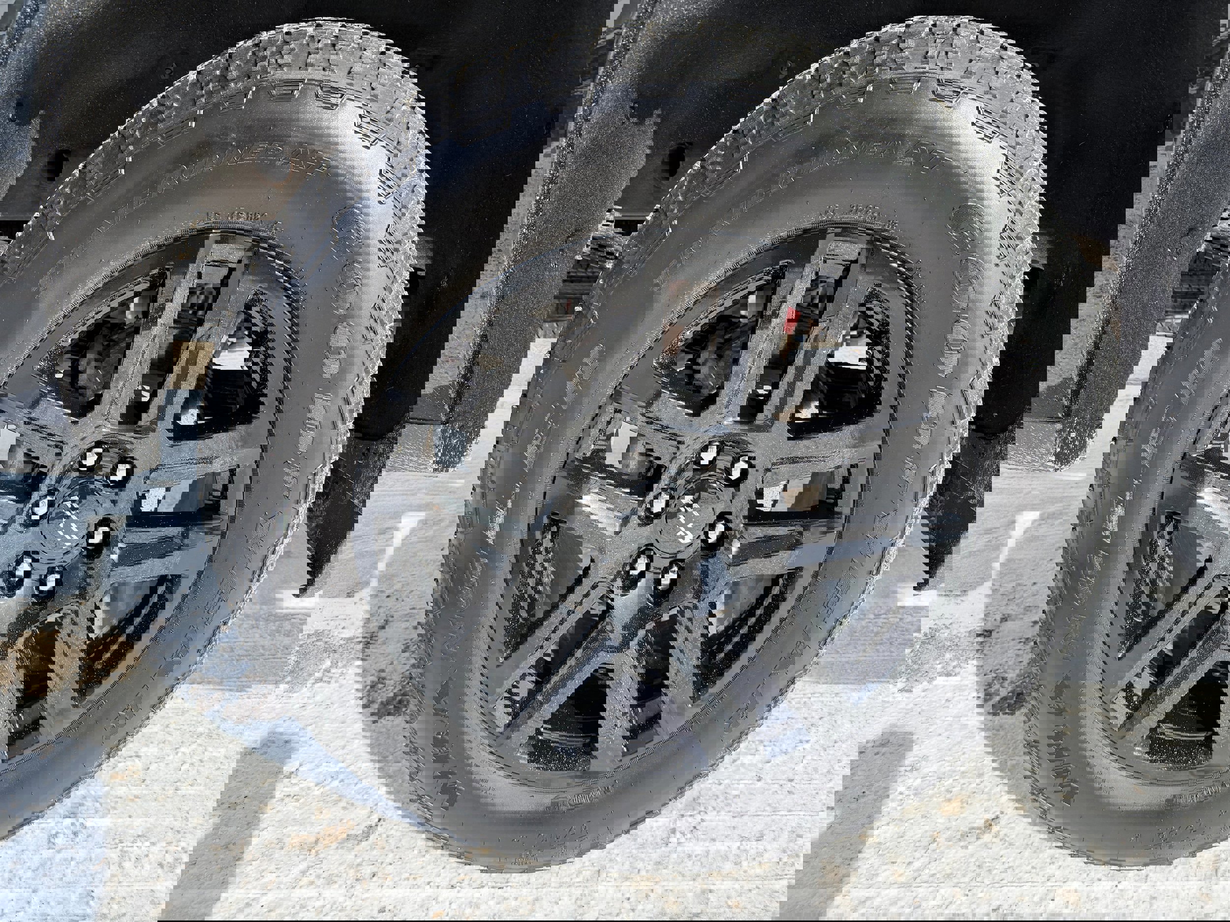 Used 2024 Chevrolet Silverado 1500 RST image 20