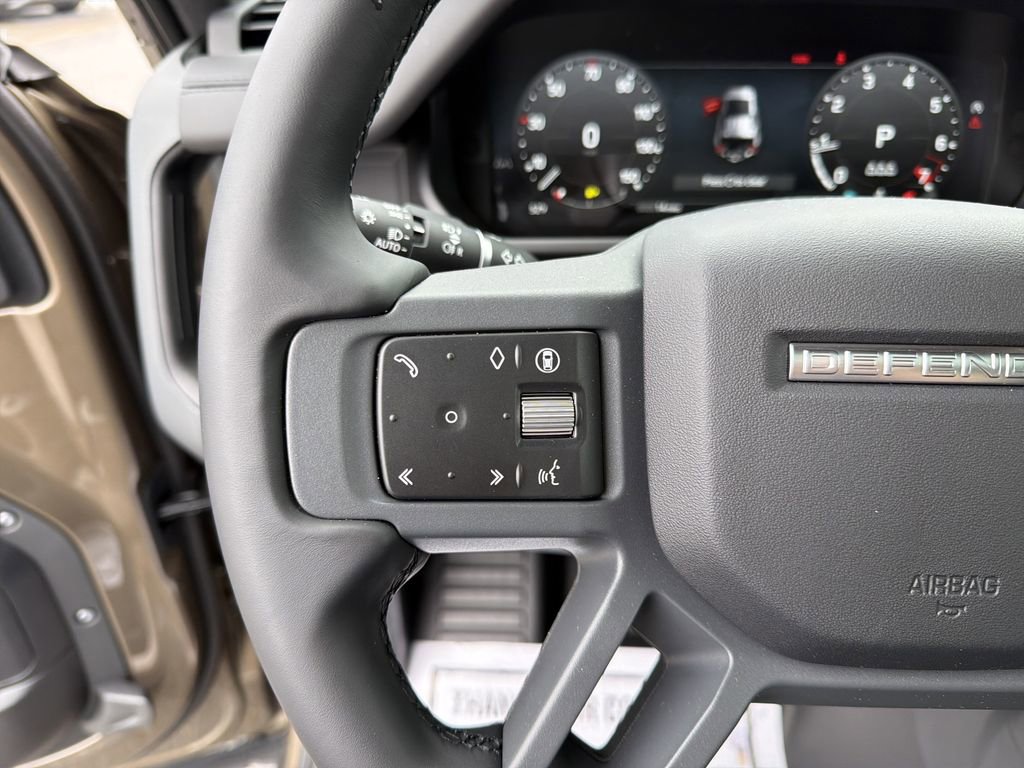 New 2026 Land Rover Defender 110 X-Dynamic SE image 23