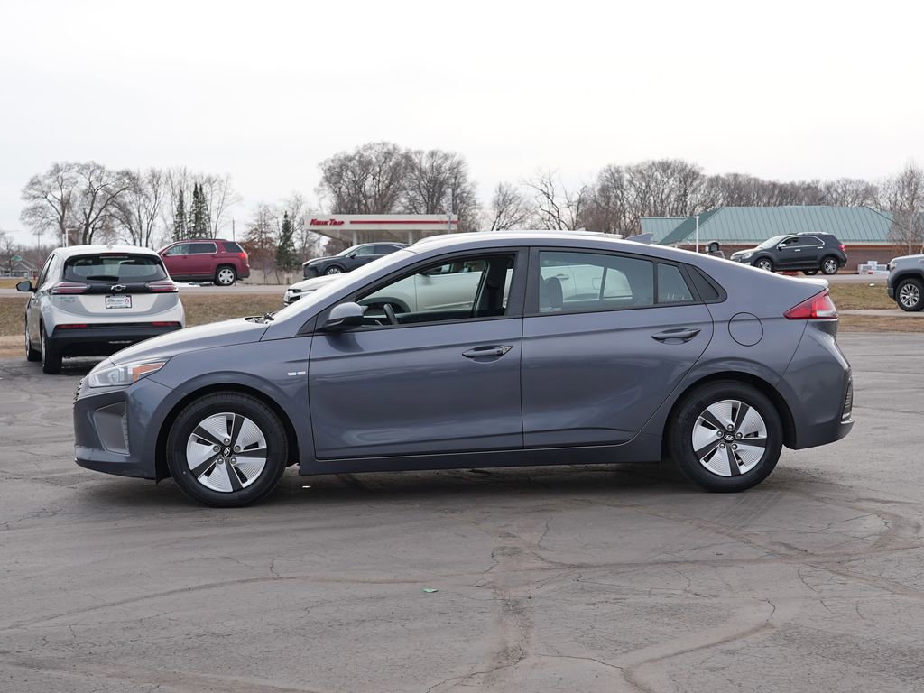 Used 2018 Hyundai Ioniq Blue FWD image 6