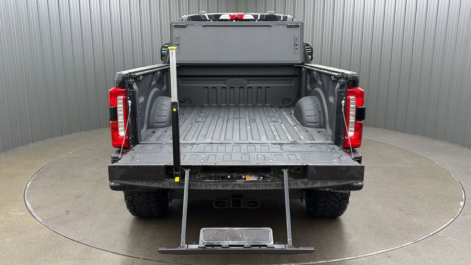 Used 2024 Ford F250 Lariat w/ Lariat Ultimate Package image 19