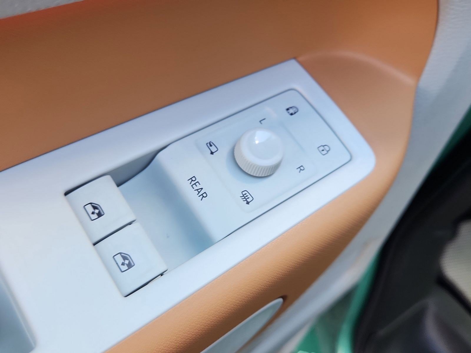 New 2025 Volkswagen ID. Buzz Pro S Plus image 7