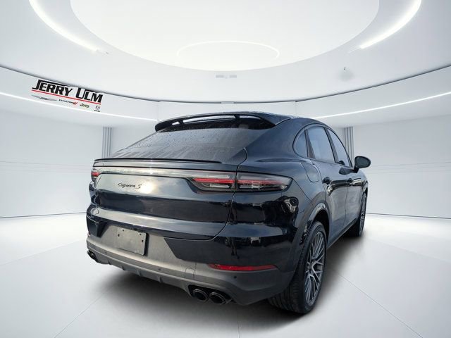 Used 2022 Porsche Cayenne S Platinum image 3