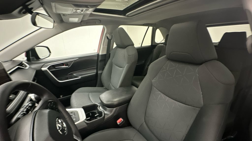 Certified 2024 Toyota RAV4 XLE w/ Convenience Package AWD/4WD image 9