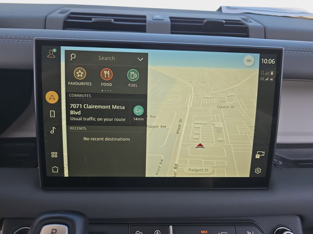 Used 2025 Land Rover Defender 90 X-Dynamic SE image 22