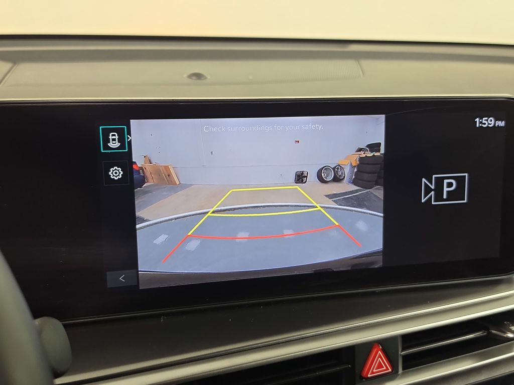 Certified 2026 Kia Sorento LX FWD image 17