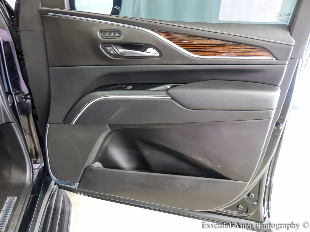 Used 2023 Cadillac Escalade Premium Luxury w/ LPO, Radiant Package AWD/4WD image 29