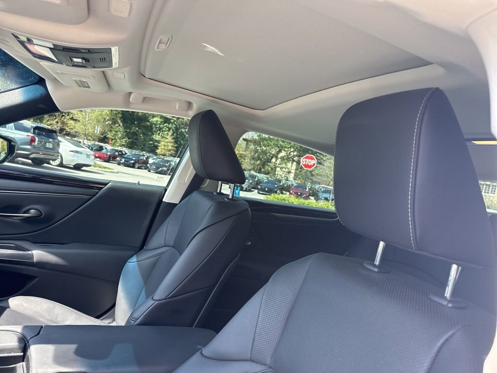 Used 2021 Lexus ES 350 w/ Premium Package image 14