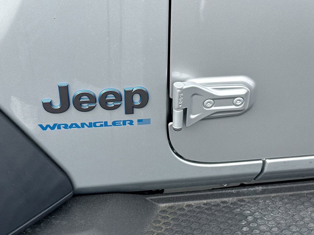 Used 2023 Jeep Wrangler Unlimited image 35