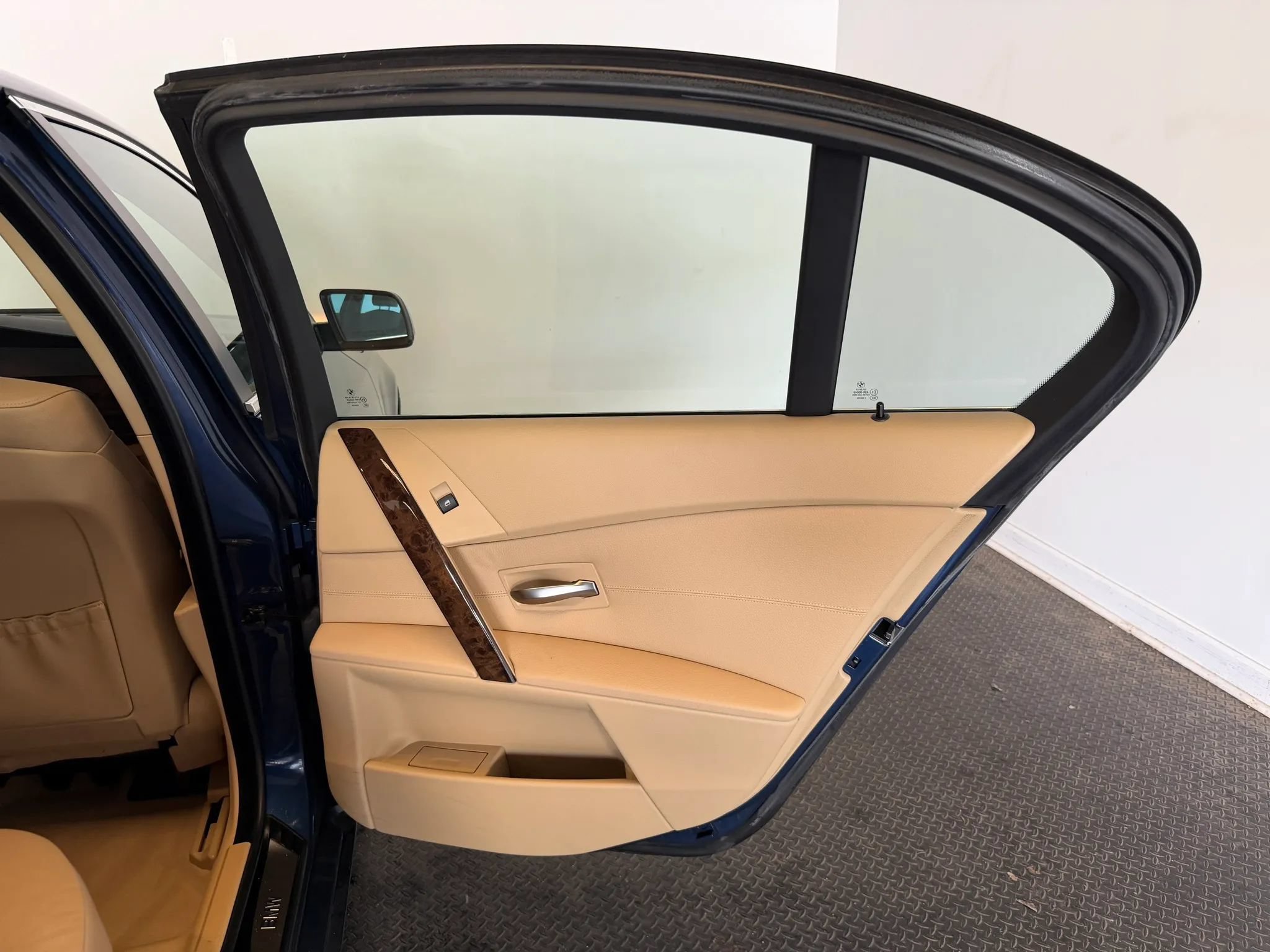 Used 2005 BMW 525i Sedan RWD image 36