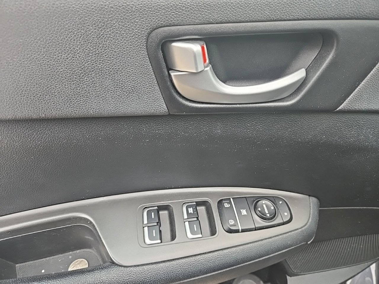 Used 2018 Kia Optima LX image 13