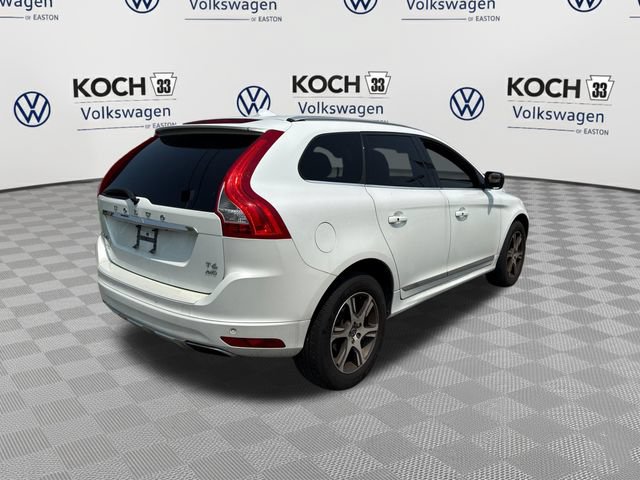 Used 2015 Volvo XC60 T6 w/ Proximity Package AWD/4WD image 8