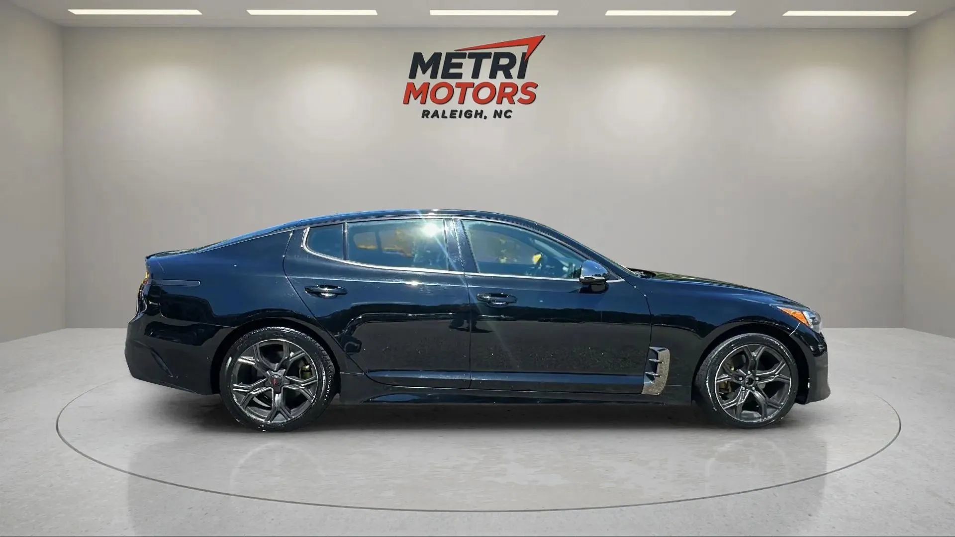 Used 2020 Kia Stinger GT-Line image 4
