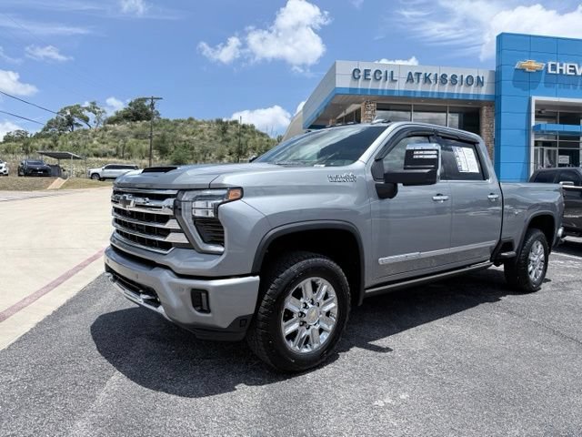 Certified 2024 Chevrolet Silverado 2500 High Country w/ Technology Package AWD/4WD image 9