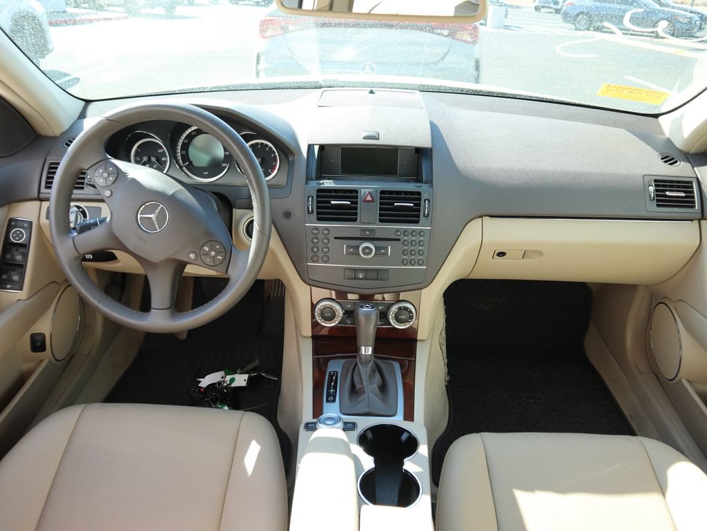 Used 2011 Mercedes-Benz C 300 Sedan image 8