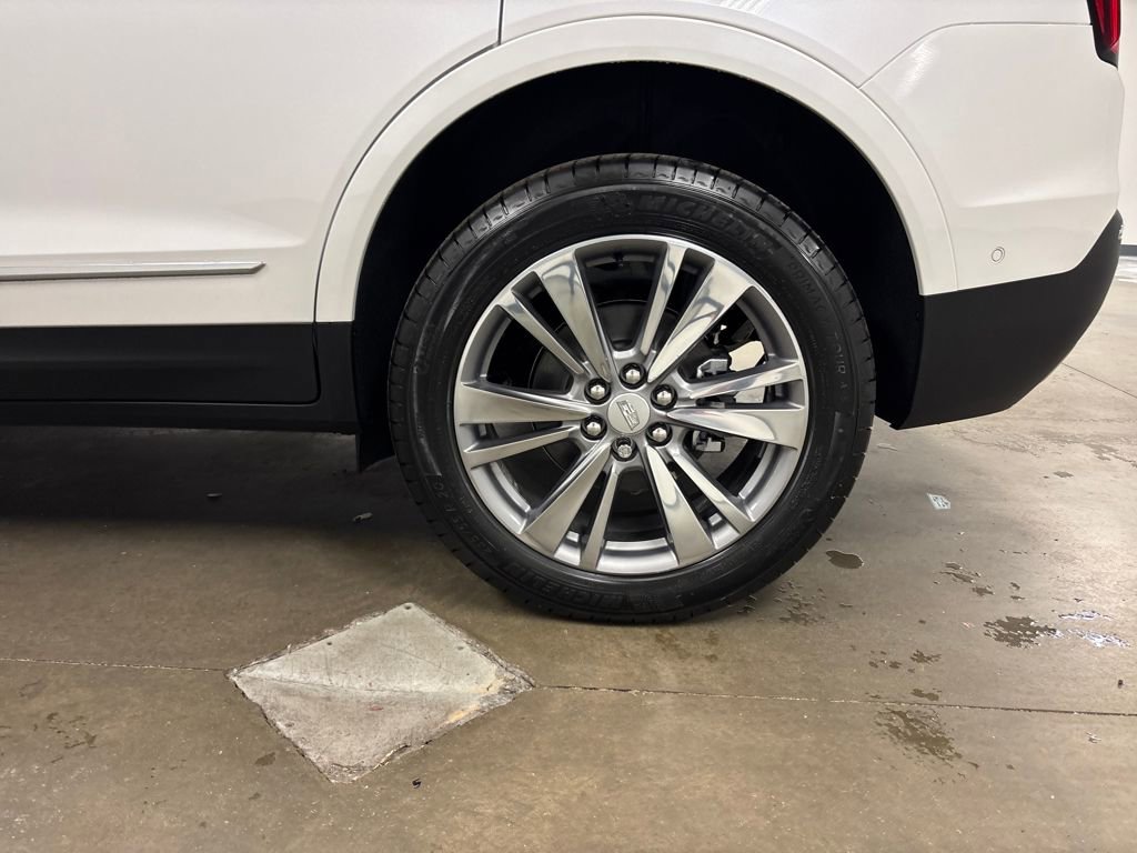 New 2026 Cadillac XT5 Premium Luxury image 11