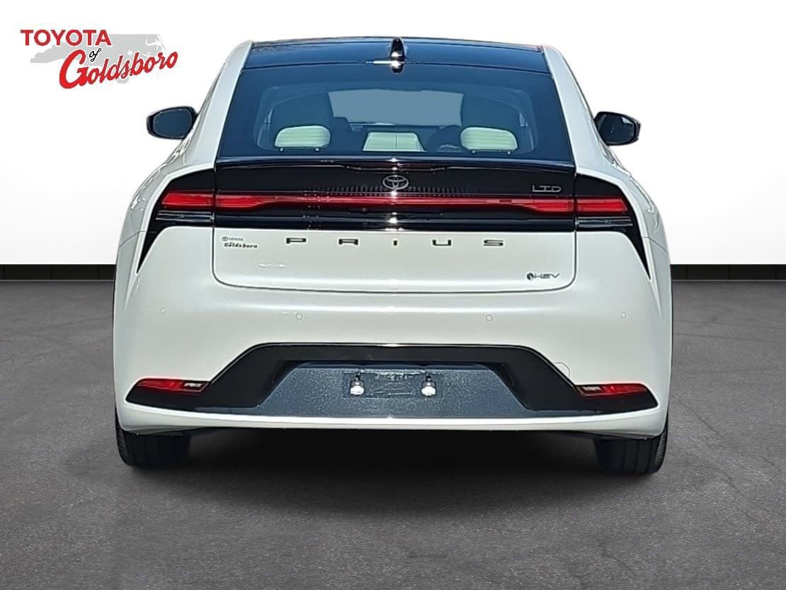 Used 2024 Toyota Prius Limited image 6