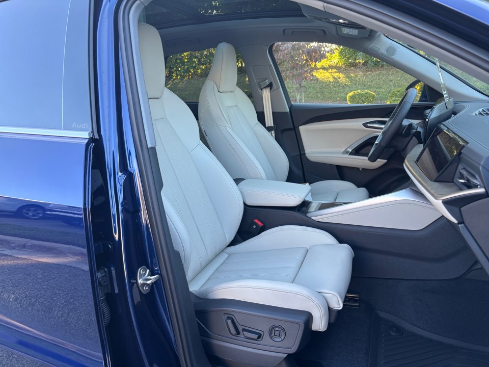 New 2025 Audi Q5 Prestige image 28
