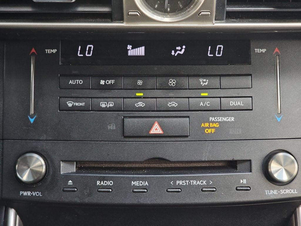 Used 2016 Lexus IS 200t RWD image 16