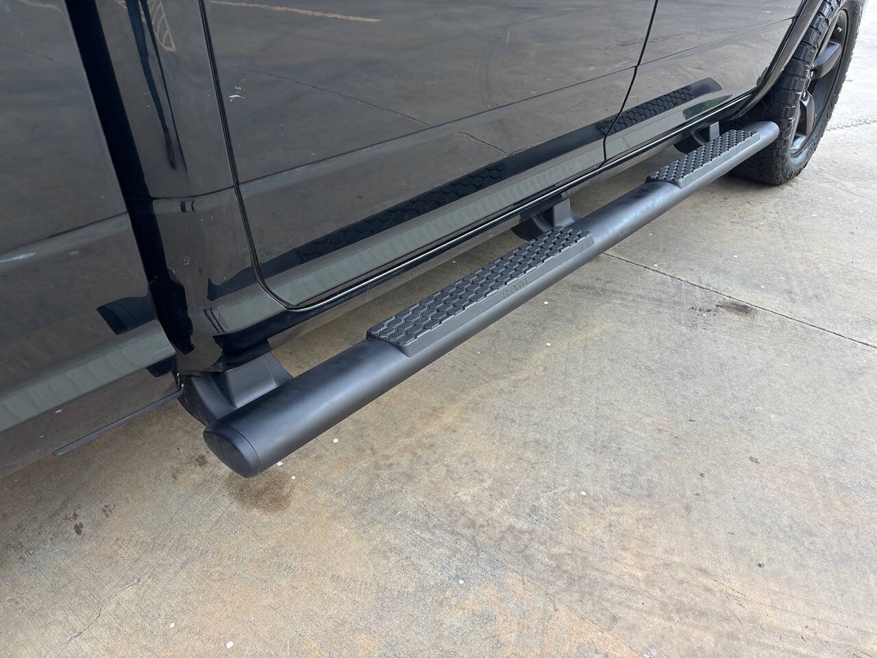 Used 2017 RAM 1500 Outdoorsman AWD/4WD image 33